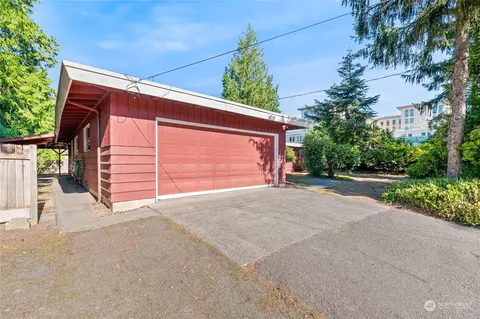 1815 116th Ave NE, Bellevue, WA 98004
