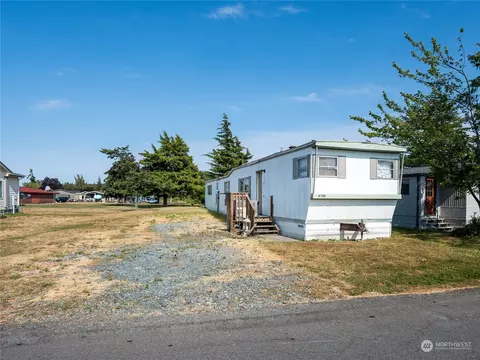 4708 Yorkshire Dr, Anacortes, WA 98221