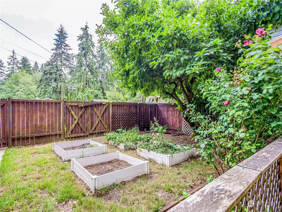Exterior - 1707 196th Pl, Lynnwood, WA 98036 photo 11 of 11