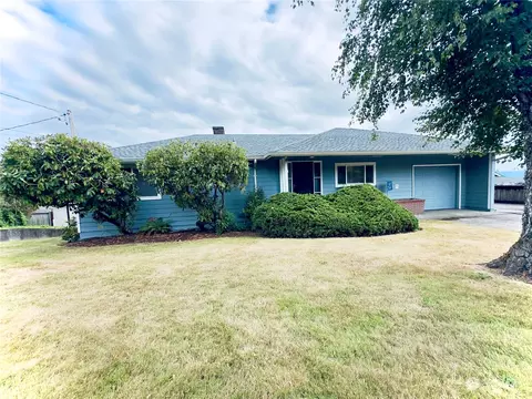 1812 Sunrise St, Kelso, WA 98626
