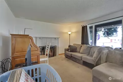 4109 220th St E, Spanaway, WA 98387 photo 6