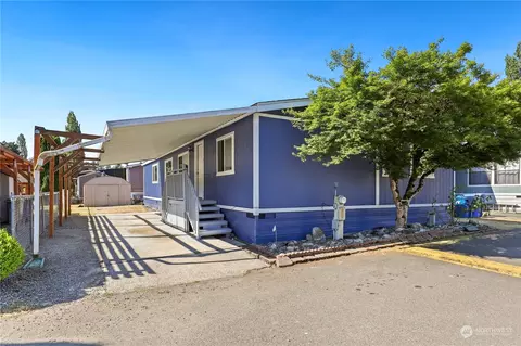 15410 SE 272nd St #74, Kent, WA 98042