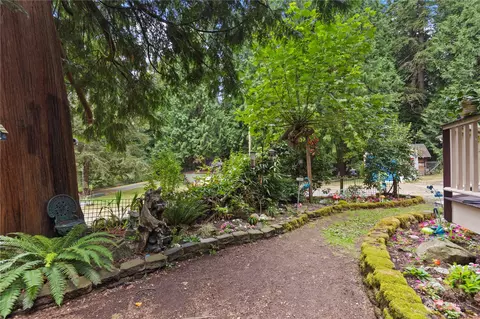 Exterior - 23108 35th Ave SE, Bothell, WA 98021 photo 4 of 12