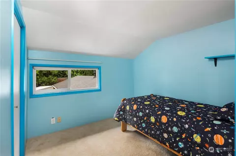 Bedroom - 23108 35th Ave SE, Bothell, WA 98021 photo 2 of 3