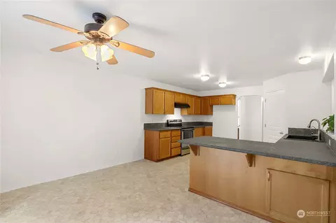 5600 55th Loop SE, Olympia, WA 98513 photo 4