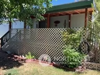 622 NE 2nd, Soap Lake, WA 98851