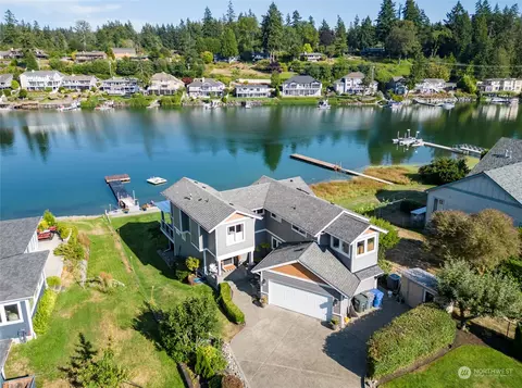 7809 Olympic View Dr NW, Gig Harbor, WA 98335
