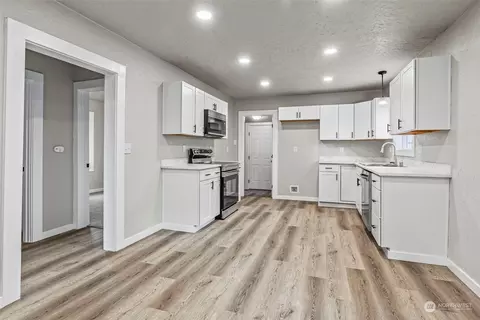 150 17th Ave, Longview, WA 98632 photo 4