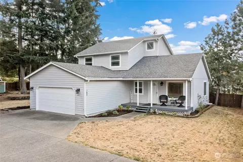 185 Baumgartner Pl N, Eatonville, WA 98328