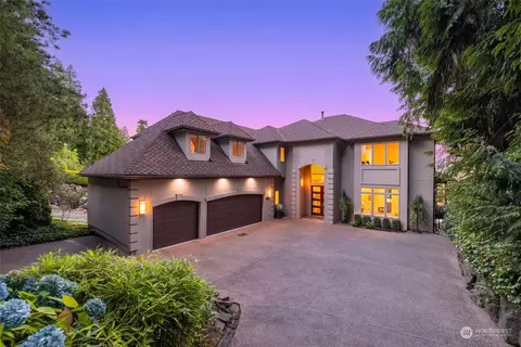 4022 E Mercer Way, Mercer Island, WA 98040