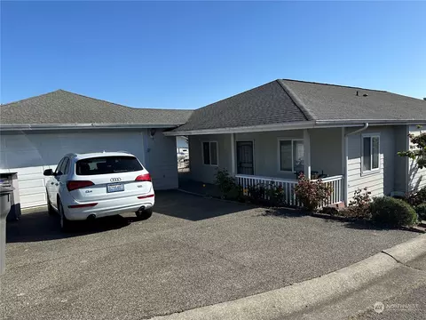 5908 S 295th Pl, Auburn, WA 98001