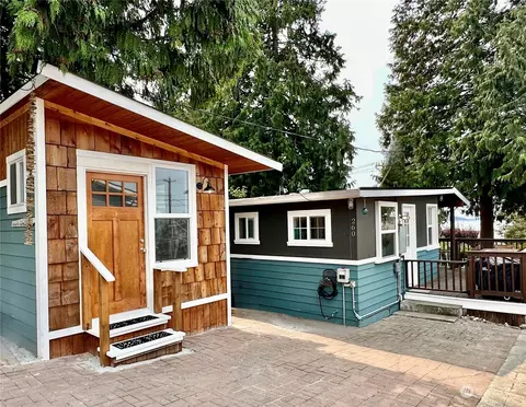 260 N Sunset Dr, Camano Island, WA 98282
