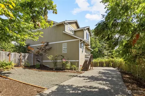 2968 Gerard Pl E, Bremerton, WA 98310 photo 2