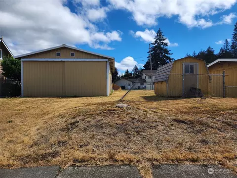 2007 King St, Shelton, WA 98584
