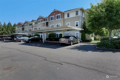 13421 97th Ave E #305, Puyallup, WA 98373