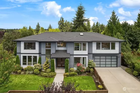 13029 85th Ave NE, Kirkland, WA 98034