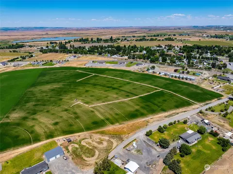 2 Freeman Dr, Othello, WA 99344 photo 4