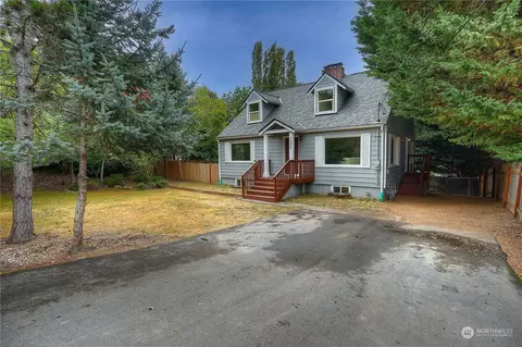 1330 Pottery Ave, Port Orchard, WA 98366