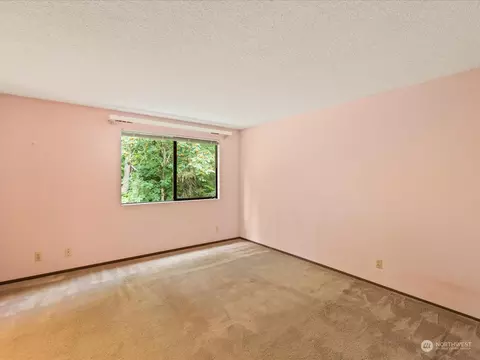 Bedroom - 22211 49th Ave SE, Bothell, WA 98021 photo 2 of 6