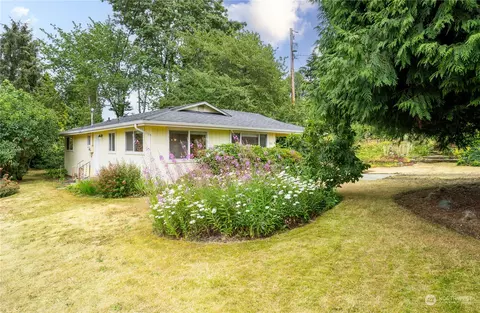 2501 57th Ave NE, Tacoma, WA 98422