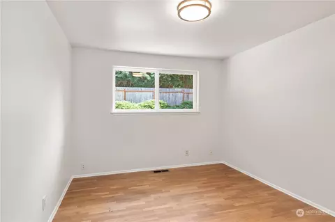 Bedroom - 1237 Birch St, Edmonds, WA 98020 photo 6 of 7