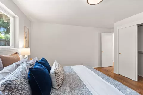 Bedroom - 1237 Birch St, Edmonds, WA 98020 photo 3 of 7