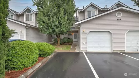 119 21st St SE #B, Auburn, WA 98002