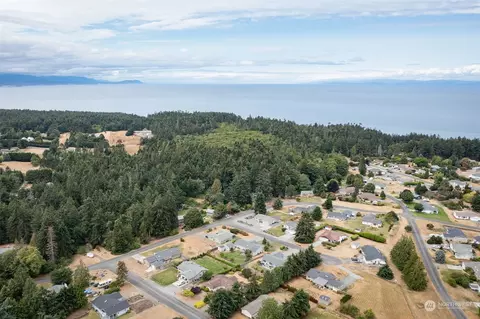 30 Park Ln, Sequim, WA 98382 photo 2