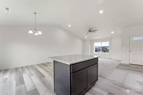 Other - 1012 E Cascade St, Othello, WA 99344 photo 2 of 3