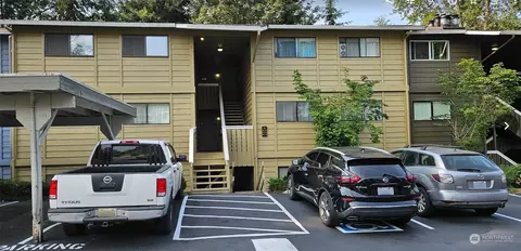 2311 S Kent Desmoines Rd, Des Moines, WA 98198