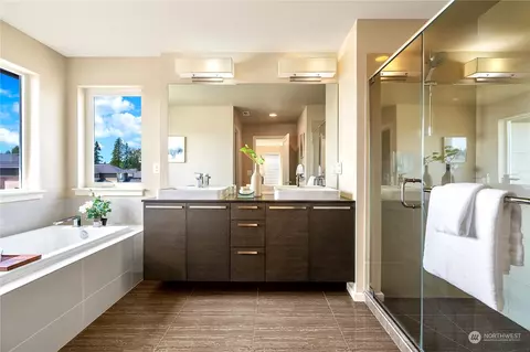 Bath - 4111 171st St SE, Bothell, WA 98012 photo 2 of 3