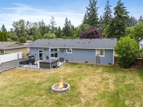 Exterior - 539 3rd Ave NW, Chehalis, WA 98532 photo 8 of 8