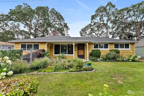 6904 86th St SW, Lakewood, WA 98499