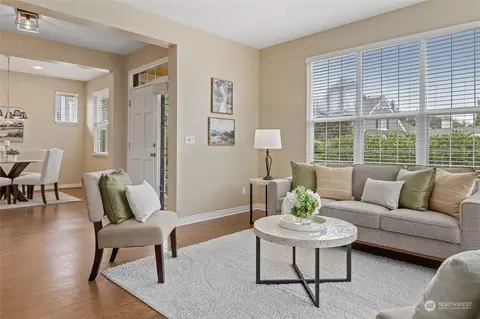 Living - 16315 17th Ave SE, Mill Creek, WA 98012 photo 2 of 4