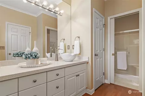 Bath - 16315 17th Ave SE, Mill Creek, WA 98012 photo 1 of 5