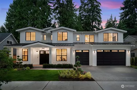 6123 122nd Ave NE, Kirkland, WA 98033
