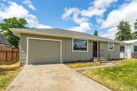 2115 N Pearl St, Centralia, WA 98531