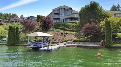 17301 33rd Street Ct E, Lake Tapps, WA 98391
