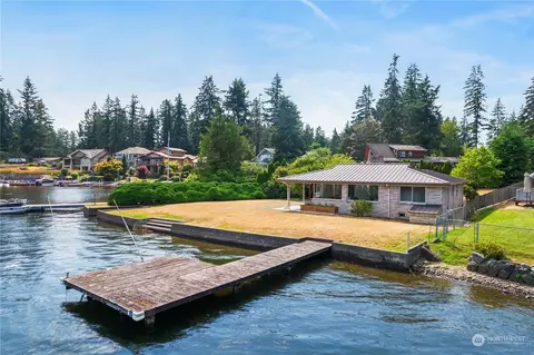 Exterior - 22511 SE 300th St, Black Diamond, WA 98010 photo 1 of 15