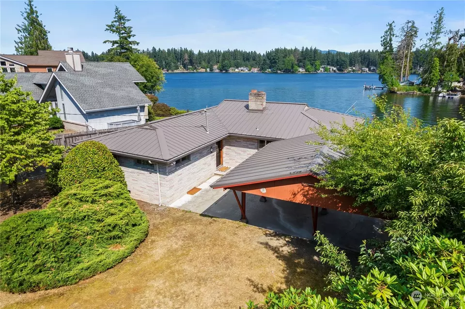 Exterior - 22511 SE 300th St, Black Diamond, WA 98010 photo 13 of 15