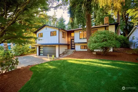 12828 NE 107th Pl, Kirkland, WA 98033