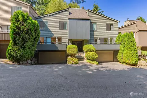 9814 NE 137th St, Kirkland, WA 98034