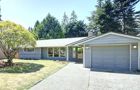 19131 2nd Ave NW, Shoreline, WA 98177