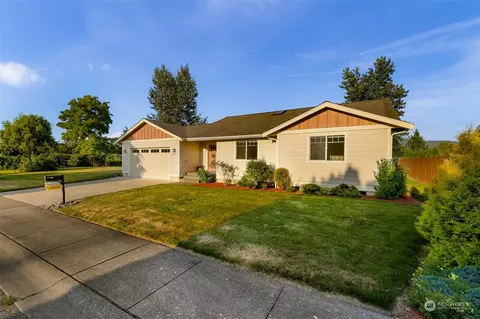 1401 Boon St, Sumas, WA 98295
