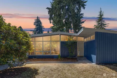 17033 Dayton Ave N, Shoreline, WA 98133