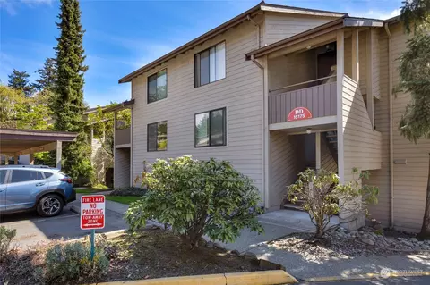 15175 Sunwood Blvd #DD21, Tukwila, WA 98188