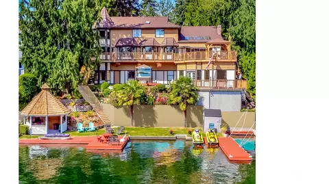3527 179th Ave E, Lake Tapps, WA 98391