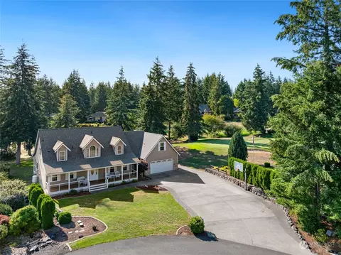 130 E Hofaker Rd, Allyn, WA 98524
