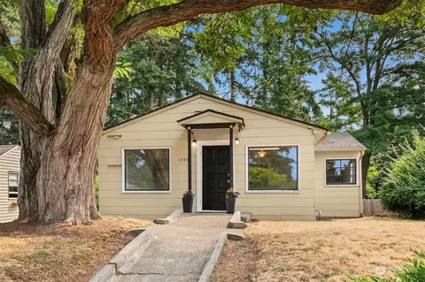 15552 Stone Ave N, Shoreline, WA 98133