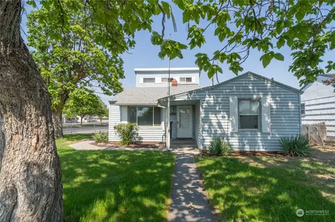 430 W Reisner Rd, Moses Lake, WA 98837